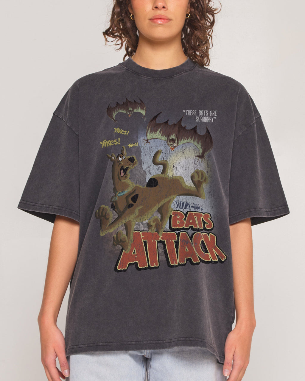 Scooby-Doo Bats Attack Oversized Tee