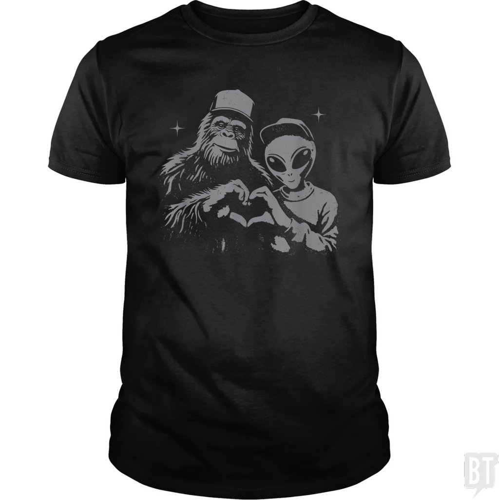 Bigfoot And Alien