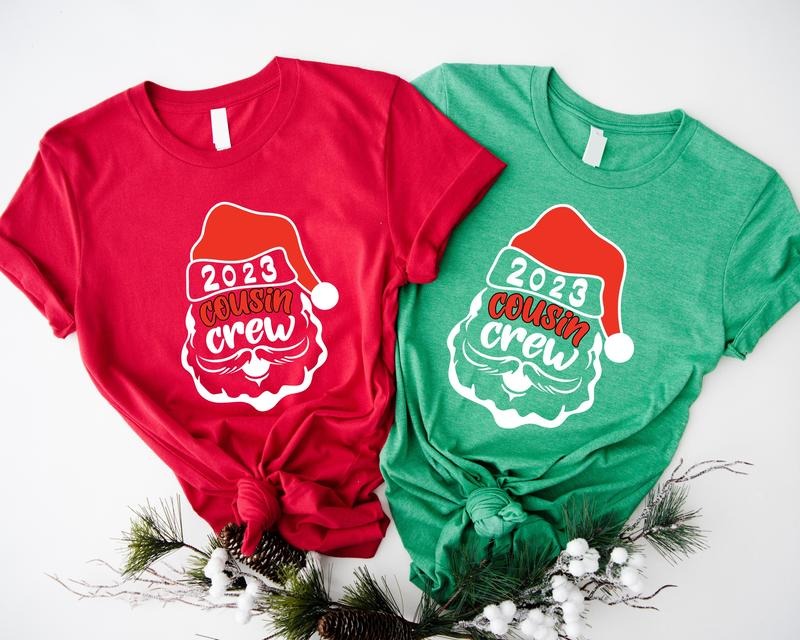 Cousin Crew 2023 Shirt Santa Cousin Matching Family Party Winter Cousin Gathering T-Shirts