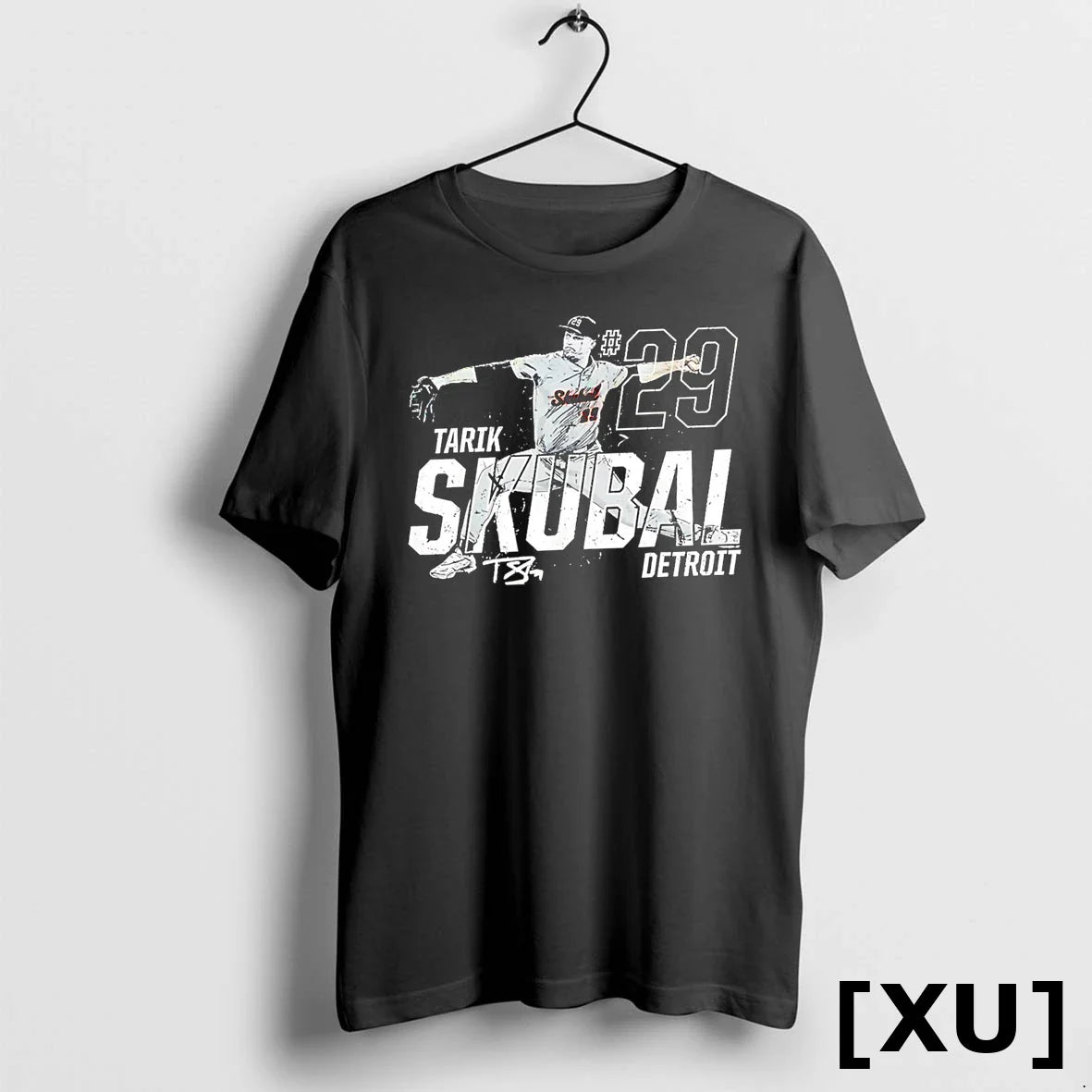 Dynamic Pose Tarik Skubal Detroit Baseball Player Tshirts Sweater