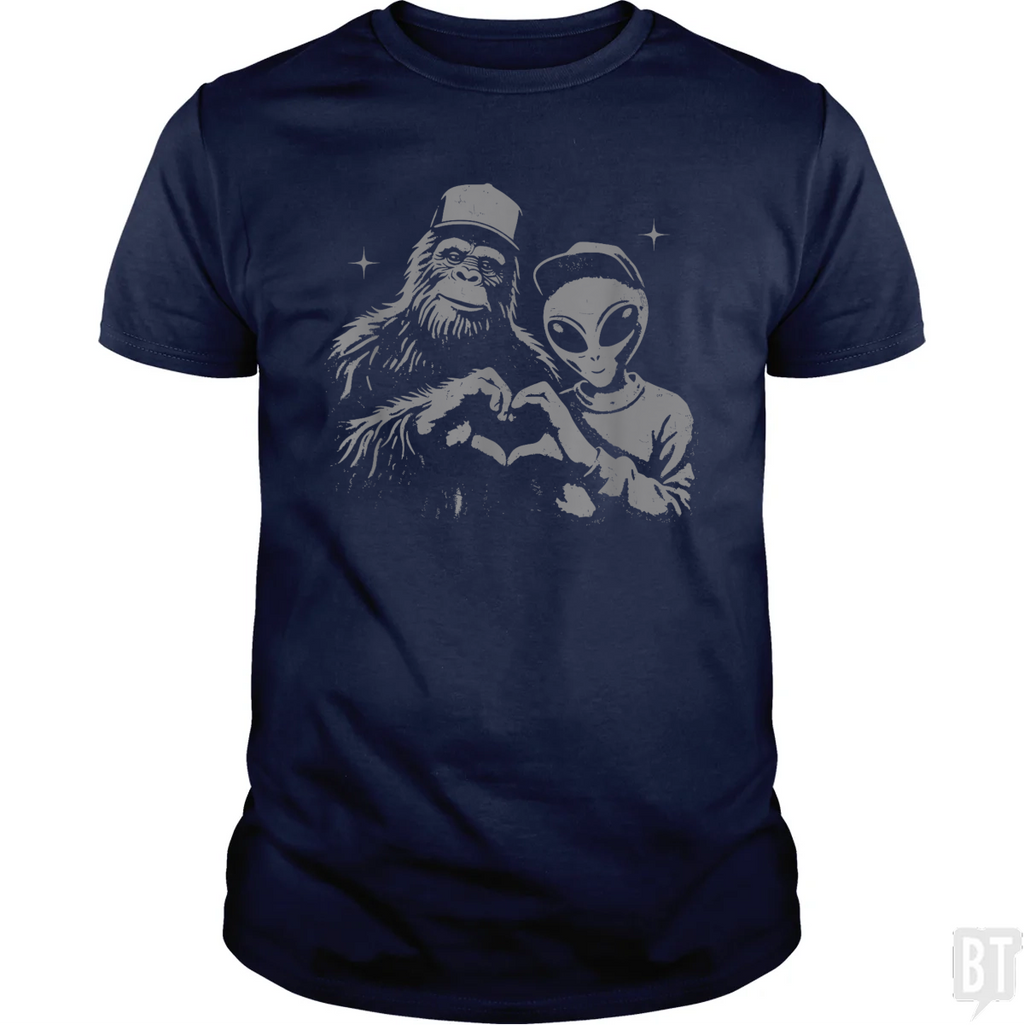 Bigfoot And Alien