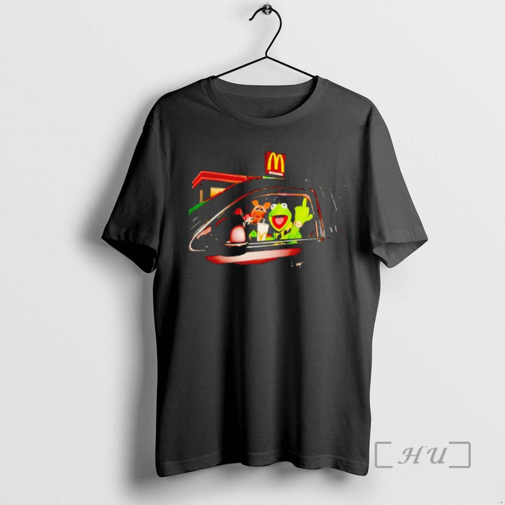 Officials Frog Kermit Middle Finger And Miss Piggy Riding Car At Mcdonalds Premium T Shirts