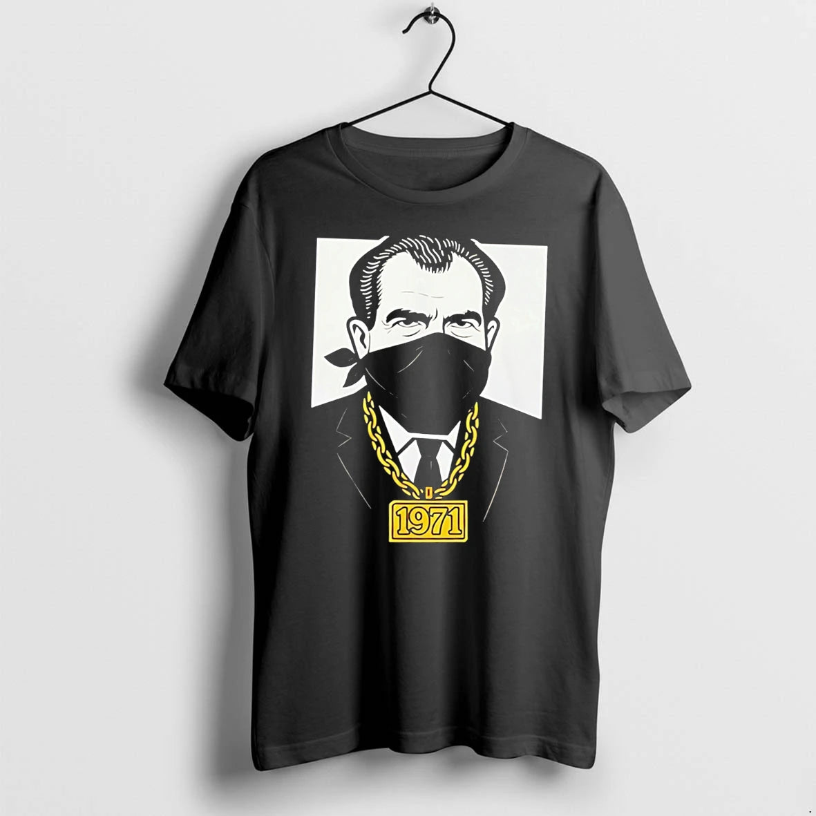 Officials Richard Nixon 1971 Bandana Gold Chain Bootleg Tee Premium T Shirt