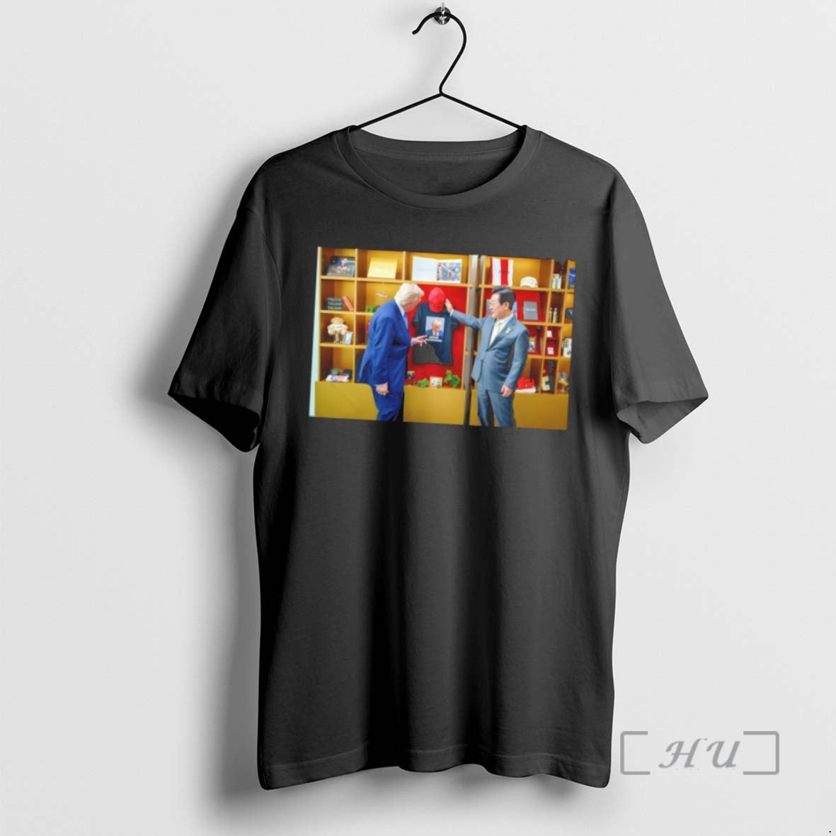 Officials South Koreas President Showed President Trump A Never Surrender Trump Mugshot T Shirt Sweater