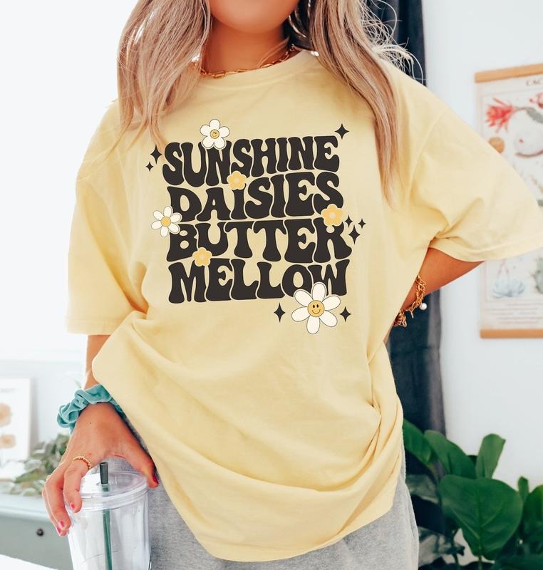 Sunshine Daisies Butter Mellow Retro Daisy HP Inspired Wizard Shirt Her Him Bookish Booktok T-Shirts