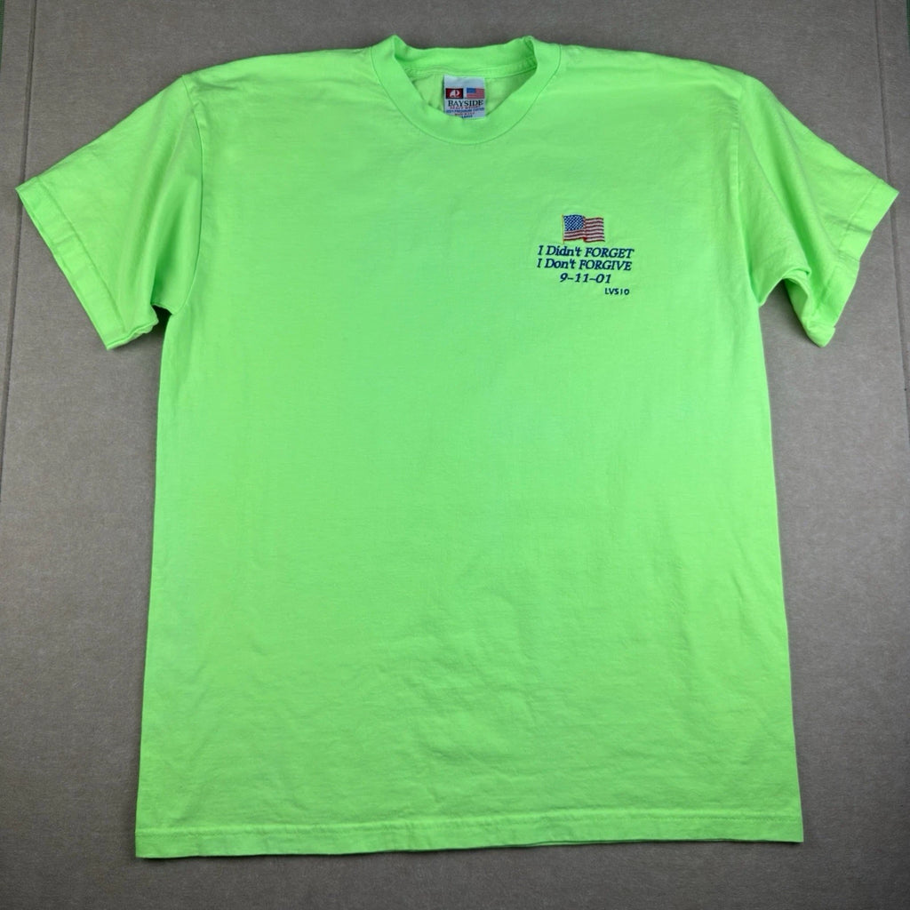 Y2K Bayside T-Shirt XL Green USA Flag 9/11 I Don’t Forget Quote Tee USA