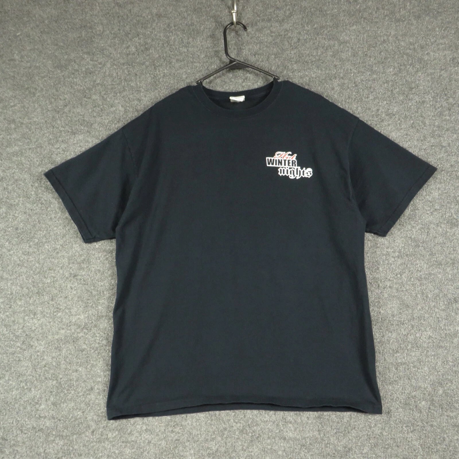 Gildan Shirt Mens Extra Large Black Short Sleeve Crew Neck Hot Winter Nights