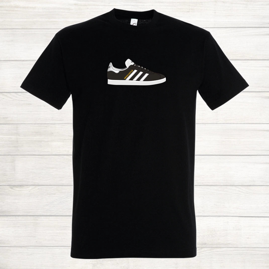 Gazelle Newcastle United Geordie The Magpies The Toon Football Trainer T Shirt