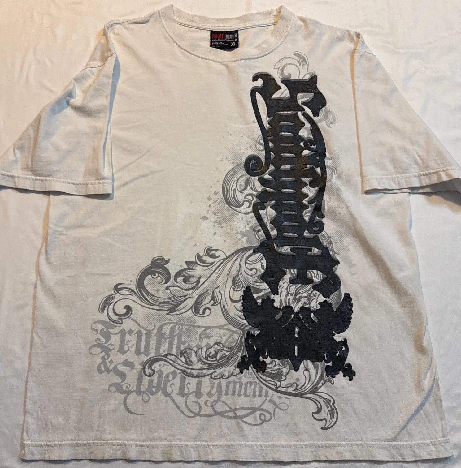 Southpole Tshirt Grunge Graffiti Graphic Tee Sz XL White Black Vintage Y2K