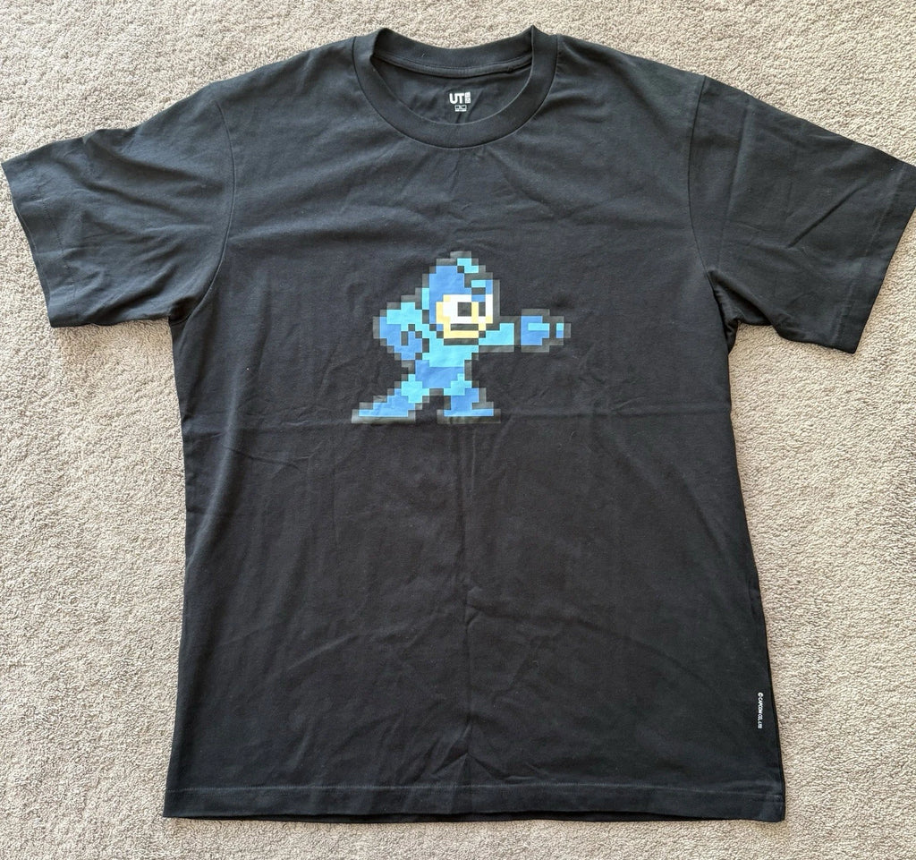 Uniqlo UT x Capcom Mega Man Black T-Shirt Men's XL Pixel Art - New w/o Tags