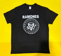 THE RAMONES CLASSIC T SHIRT BRAND NEW FREE SHIPPING SEX PISTOLS CLASH BAD BRAINS