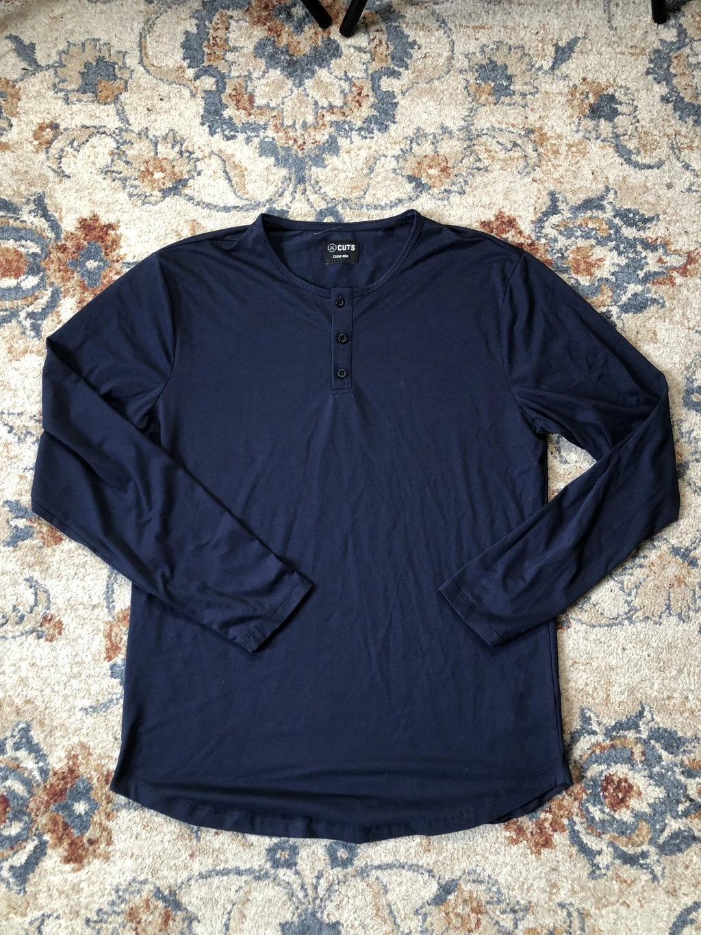 Cuts Henley Shirt Mens XL Navy Blue Curve Hem Long Sleeve Stretch Pyca Pro
