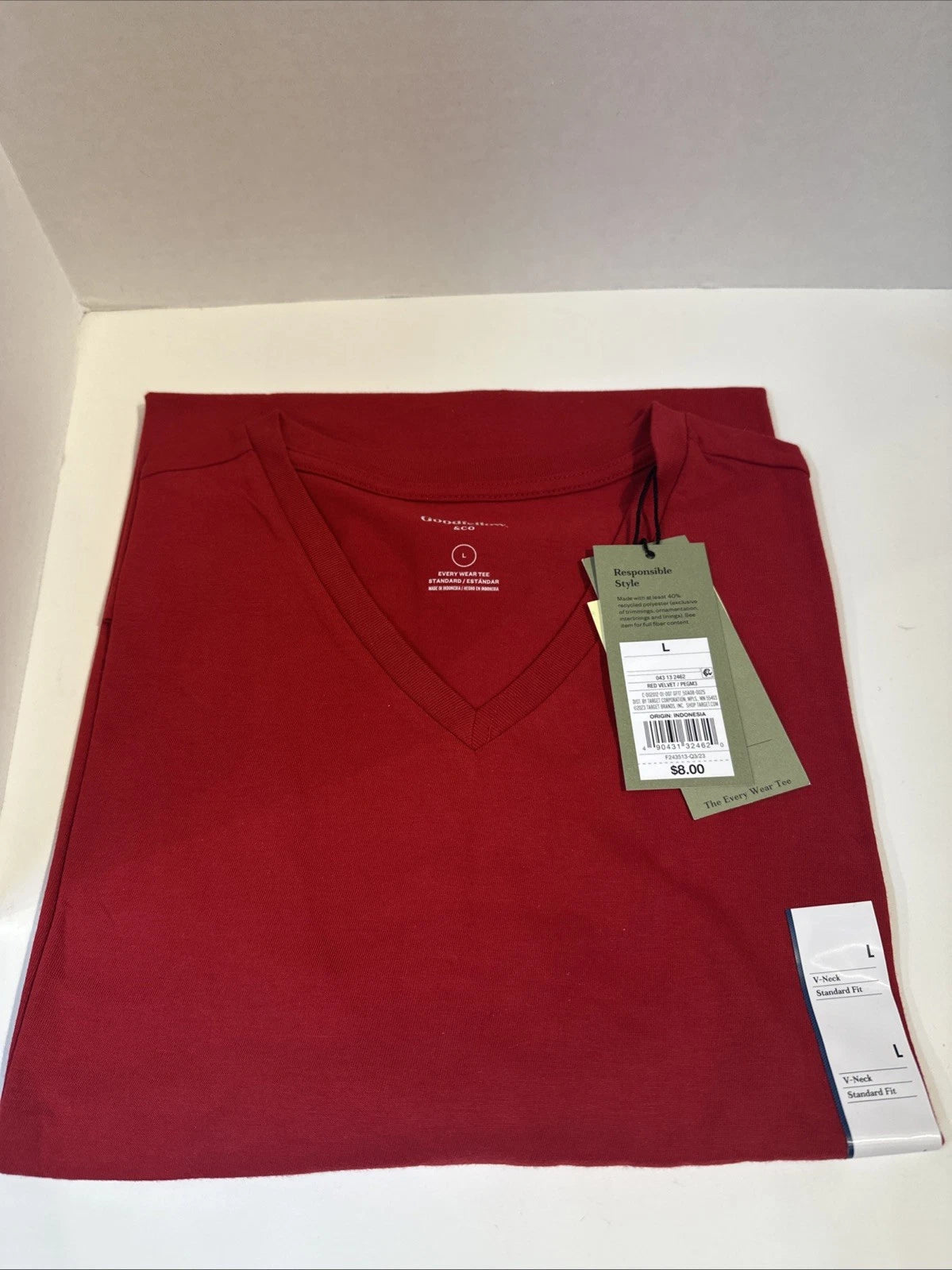 New Goodfellow & Co Unisex L Every Wear Short Sleeve V-Neck T-Shirt Red Velvet
