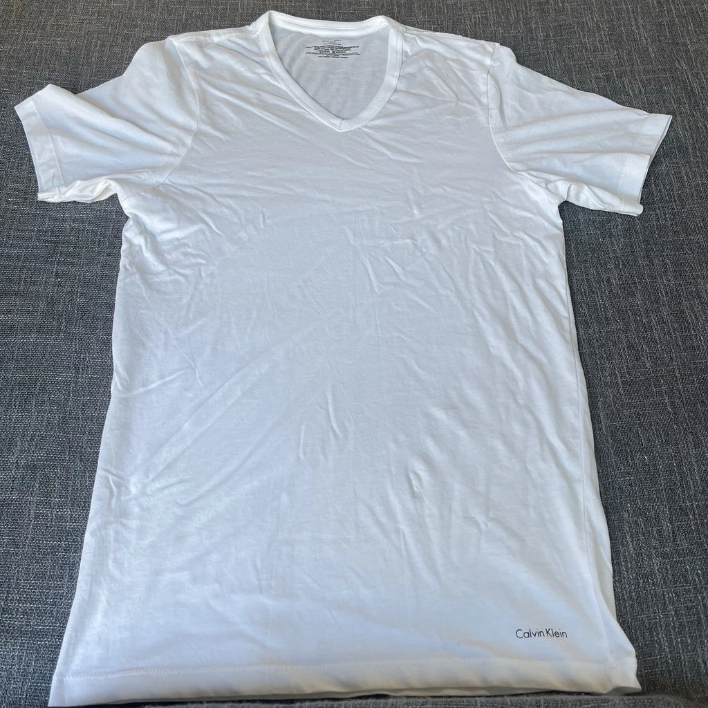 Calvin Klein V-Neck T-Shirt size S small - White/Short Sleeve - NEW