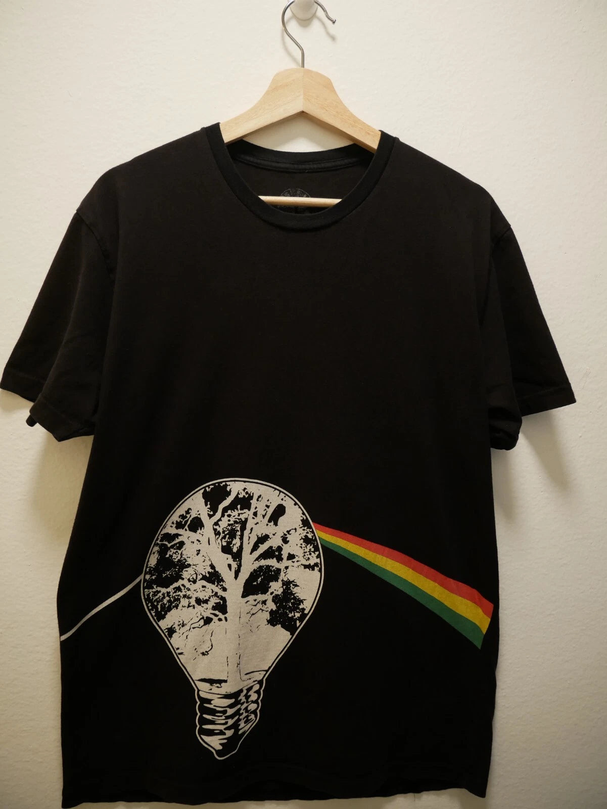 CREATIVE MINDS & VISIONS RASTA/REGGAE "TREE OF LIFE" LARGE T-SHIRT 100% COTTON