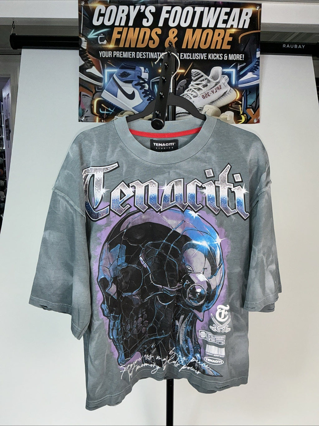 NEW Tenaciti Men’s Streetwear T-Shirt Size Large (MSRP $120)