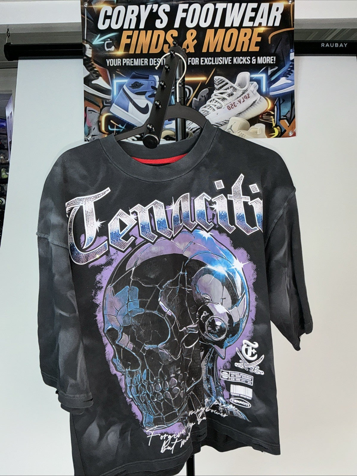 NEW Tenaciti Men’s Streetwear T-Shirt Size Medium (MSRP $120)