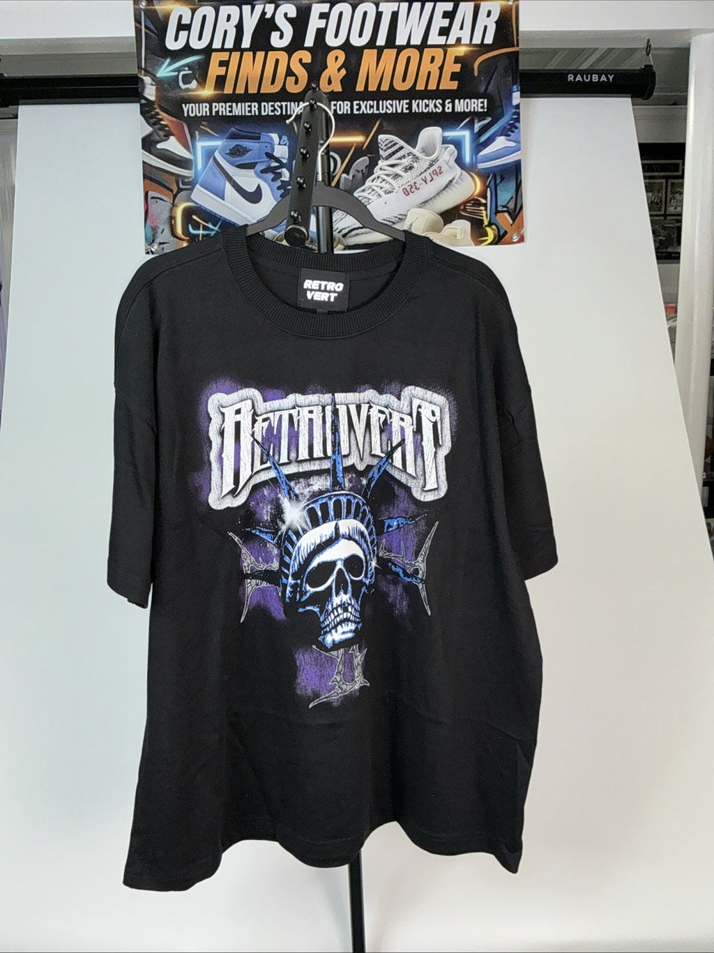 Retrovert Skull Graphic Print Black Men's T-Shirt XXL Short Sleeve