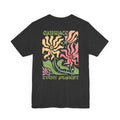 Boho Blumen T-Shirt – Umarme jeden Moment – Achtsames Leben & Naturästhetik