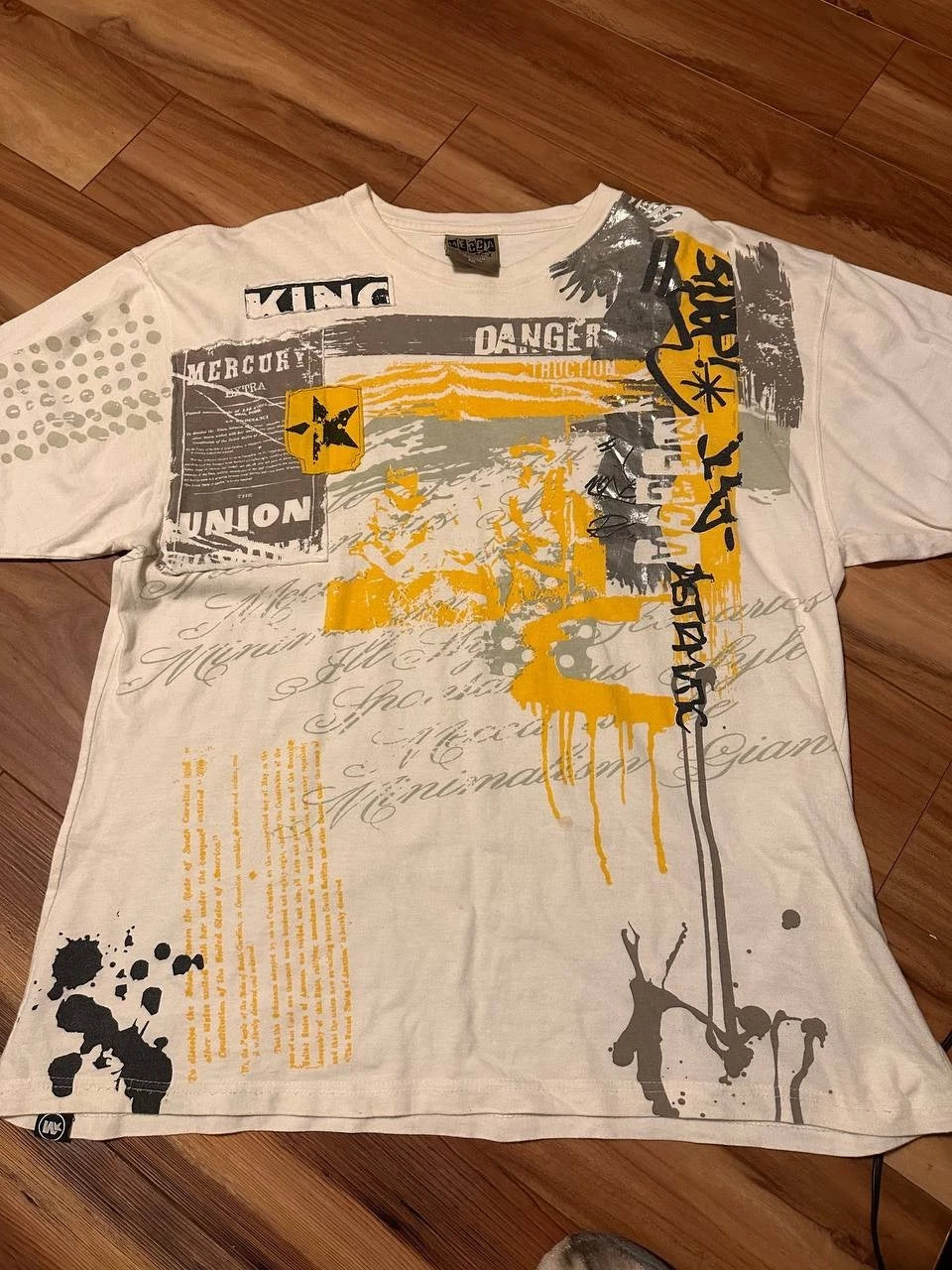Men’s 2XL Street Art Graphic T-Shirt Urban Grunge Style Vintage Look, Mecca.
