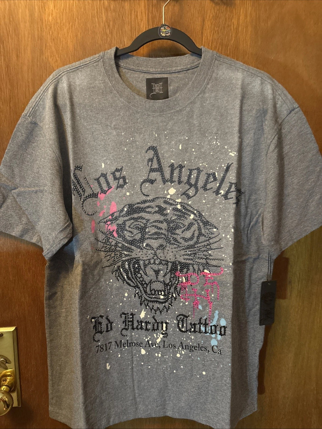 Y2K Ed Hardy T-Shirt Short Sleeve Tiger Graphic Rhinestones Gray Pink Mens M NWT