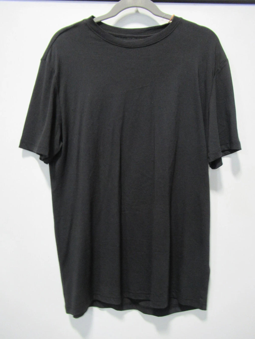 Quince Men’s Black Short Sleeve Crew T-Shirt Size L  Perfect basic piece !