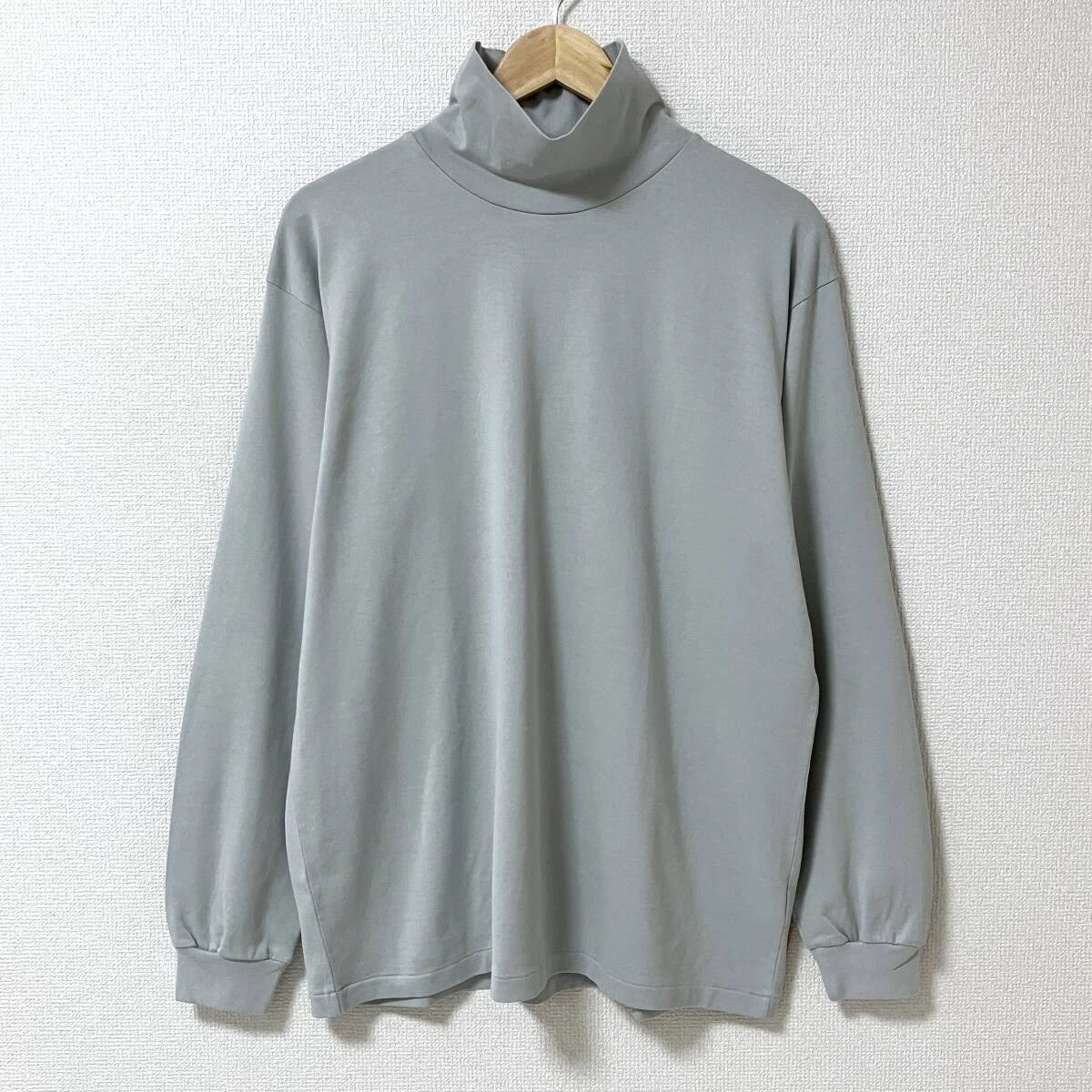AURALEE Hi Neck L/S Tee Light Blue Pima Cotton  3