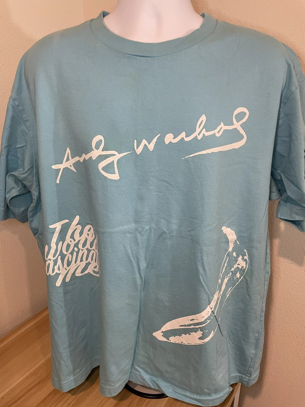 Uniqlo UT Andy Warhol The World Fascinates Me XL T Shirt Blue White Pop Art
