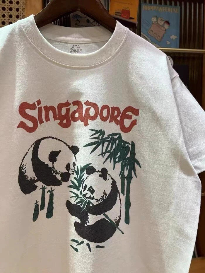 Trendy Singapore Pandas on Bamboo OG Chinese Design T-shirt;90's Vintage-Style;L