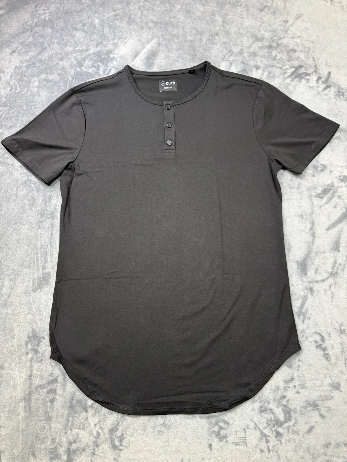 Cuts Clothing Elongated Henley T-Shirt Men's Large Black