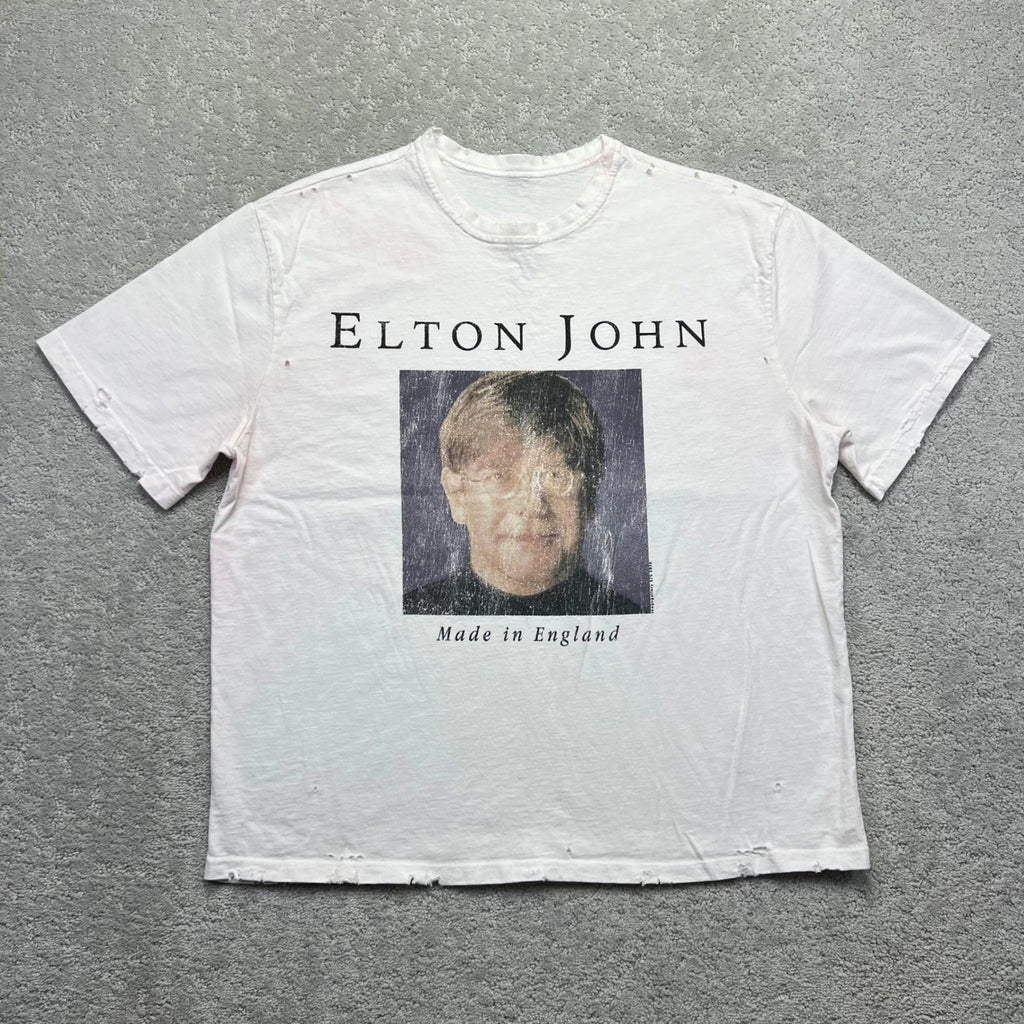 The GV Gallery Elton John T-Shirt Size L White Pink England 2025 Distressed