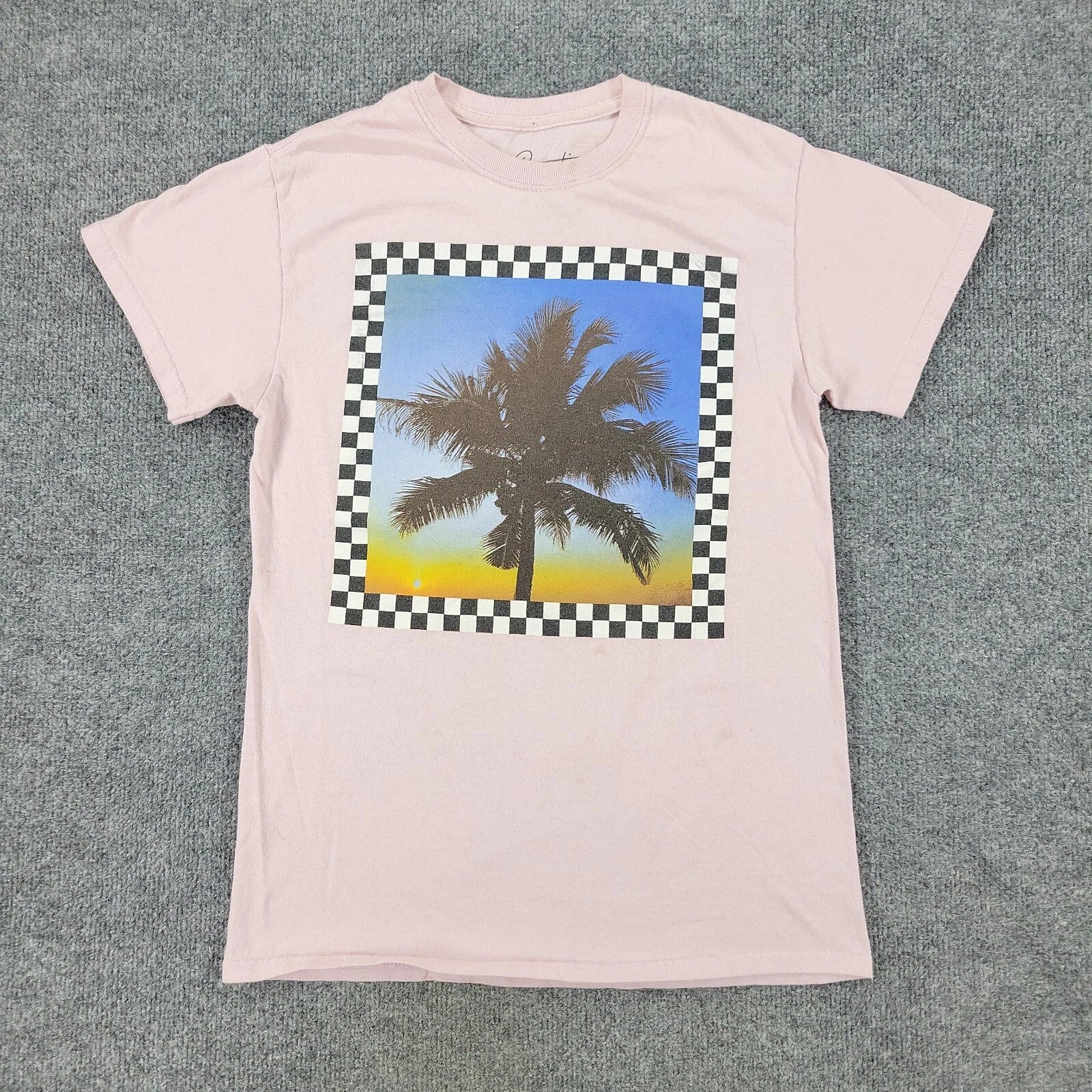 Creative Empire Shirt Men's Small Pink Palm Tree Checkered Graphic Short Sleeve