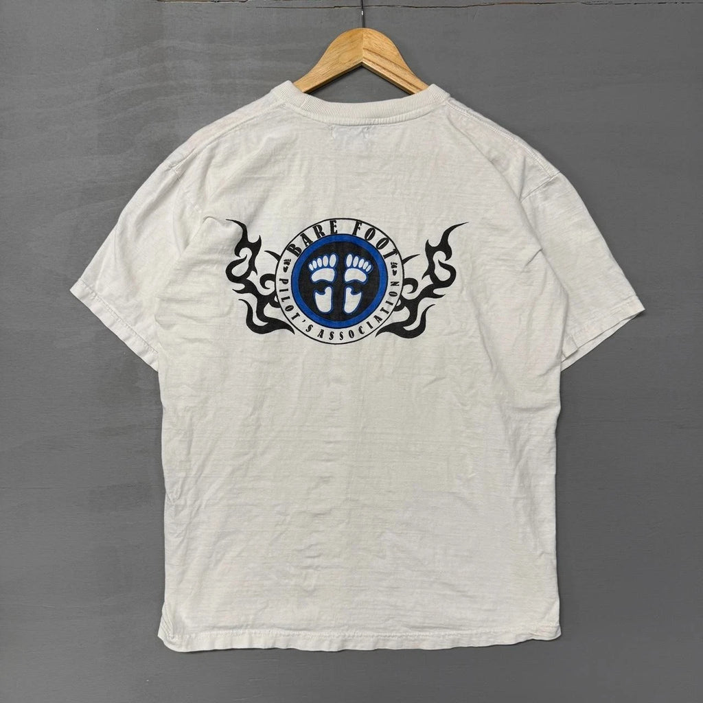 Vintage Barefoot Pilot’s Association White 80s Surfer Y2K Shirt XL