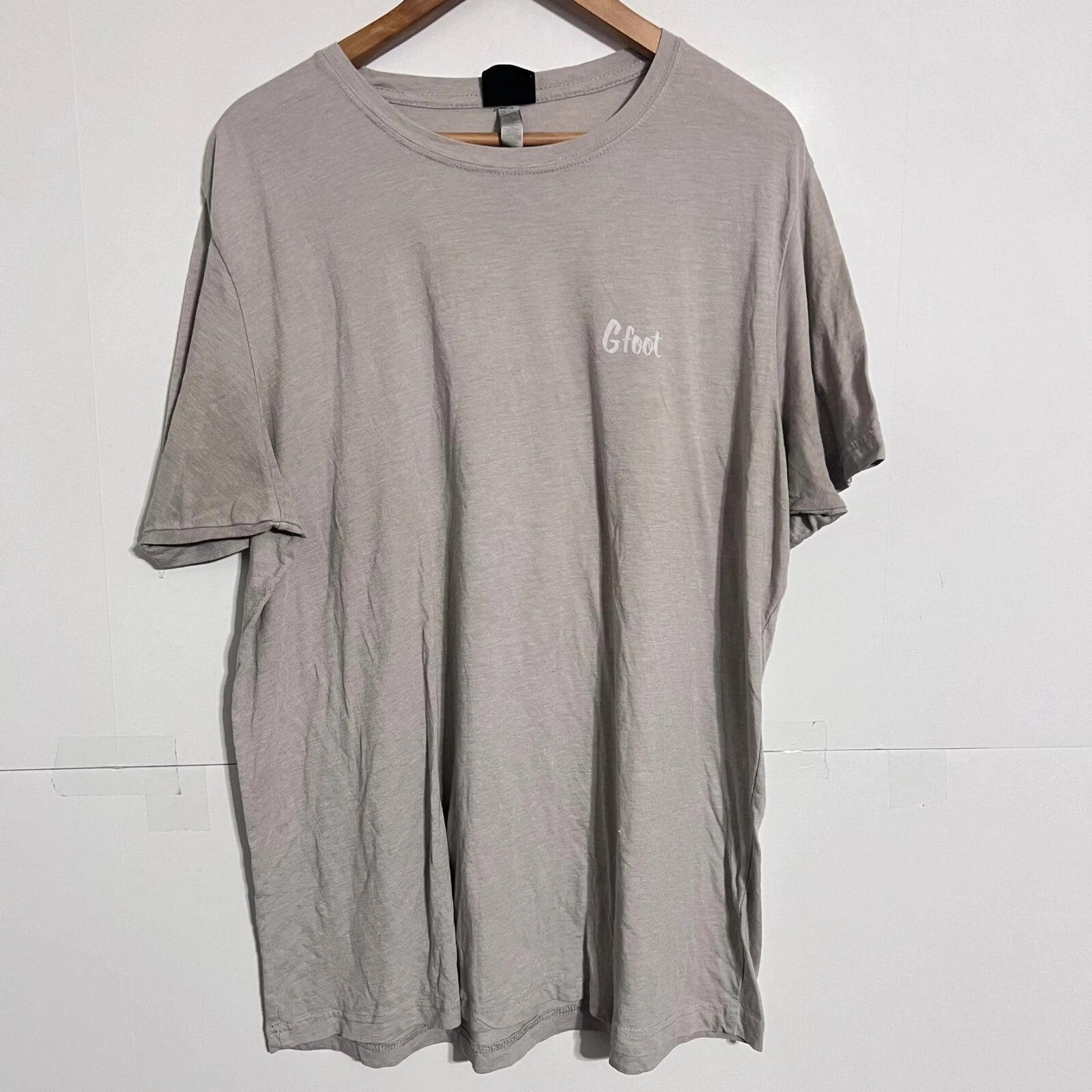 G Foot Mens T-Shirt Size 2XL Grey Graphic Print Distressed Ghouls Tuxedo Man Tee
