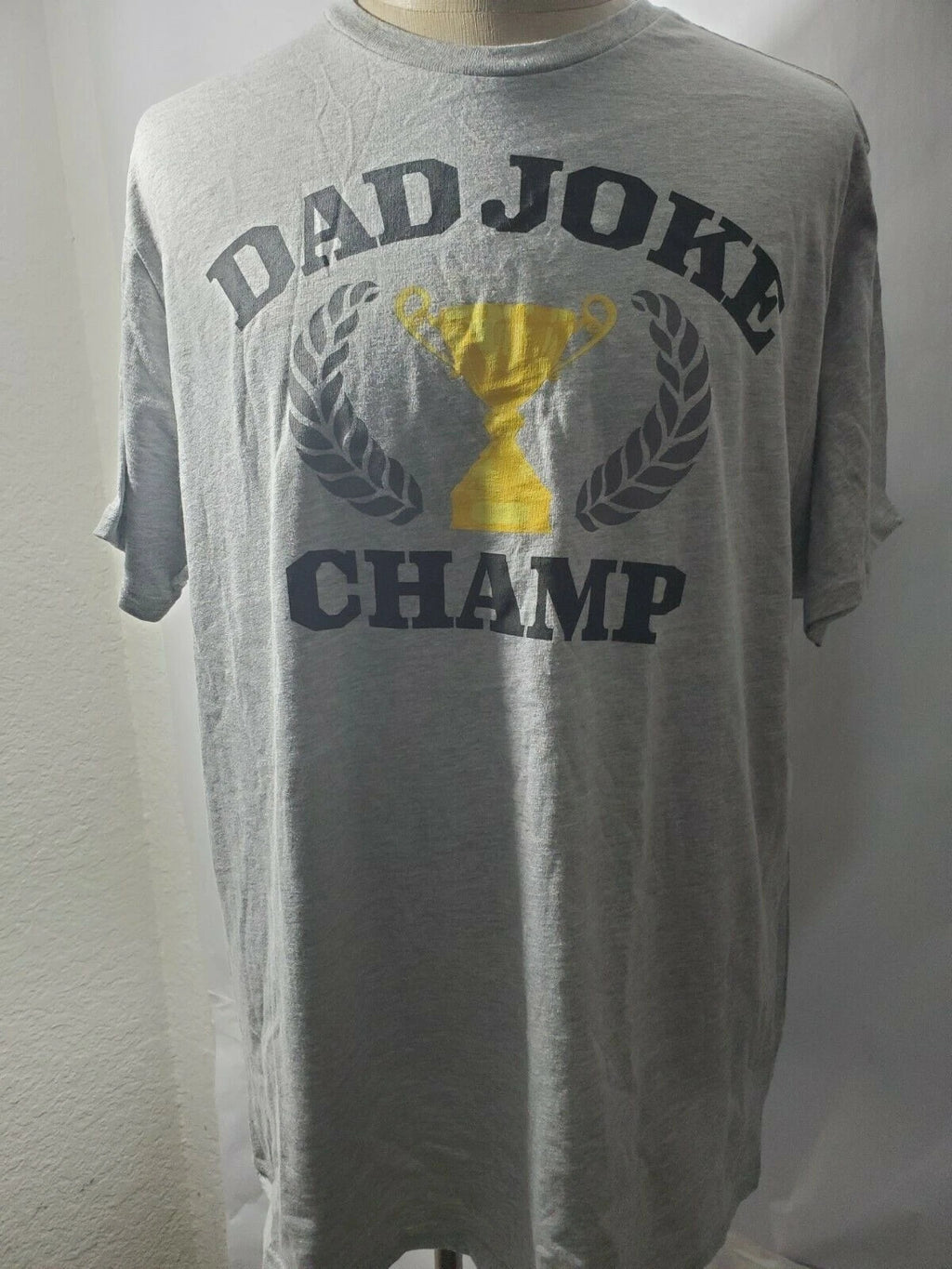 DAD JOKE CHAMP Short Sleeve T- Shirt  NEW !!! XL