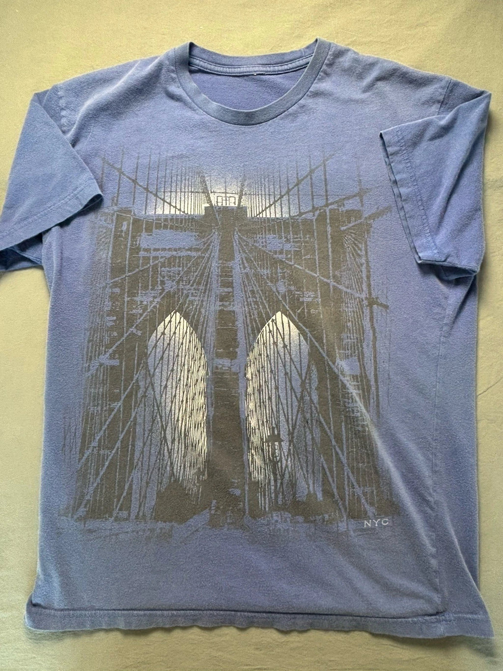 NYC Bridge Graphic T-Shirt Artsy Minimalist Soft Worn Blue Adult Medium