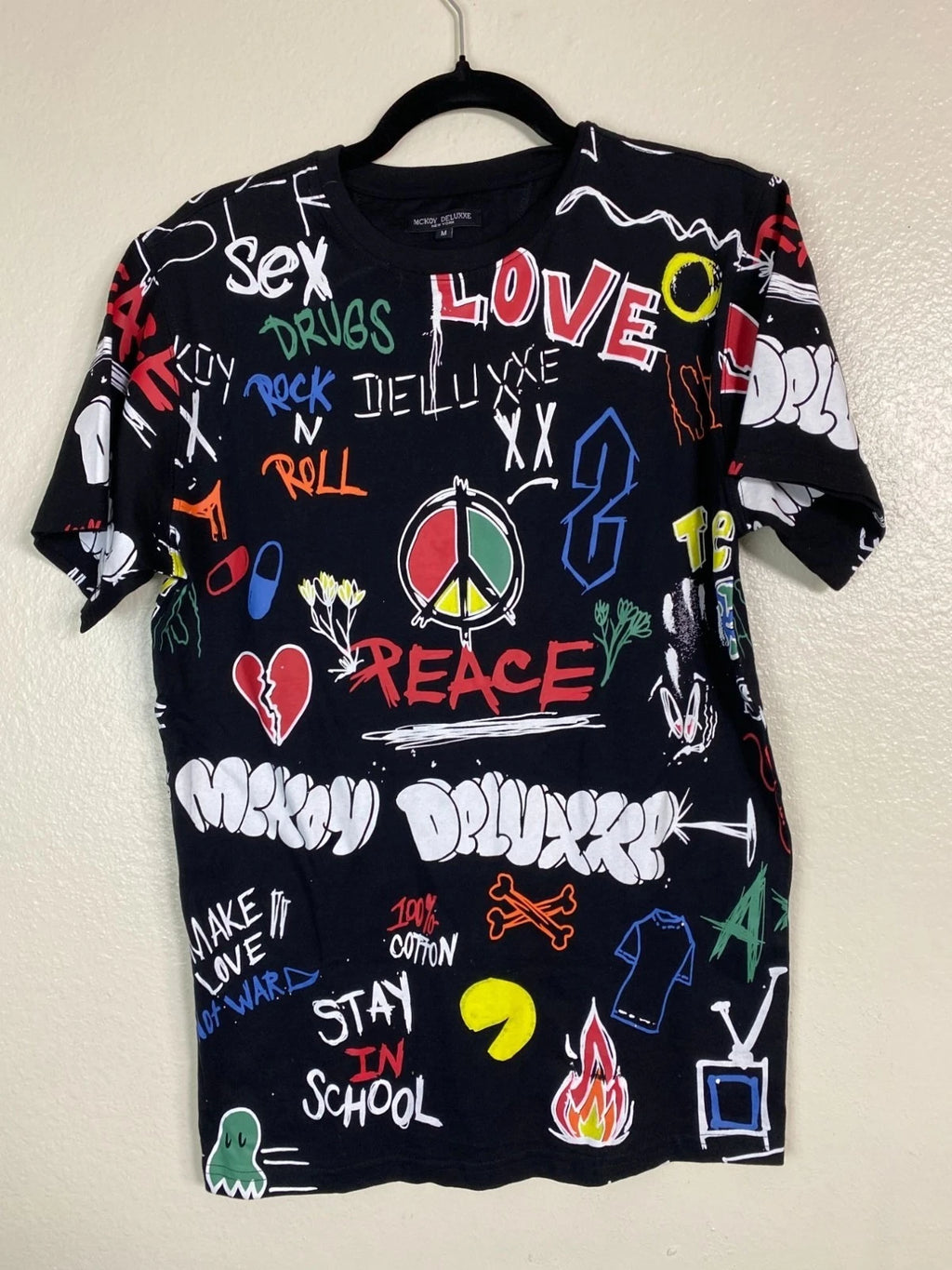 McKoy Deluxxe T-Shirt Size Medium Graffiti Graphic Y2K Hip Hop Art to wear Black