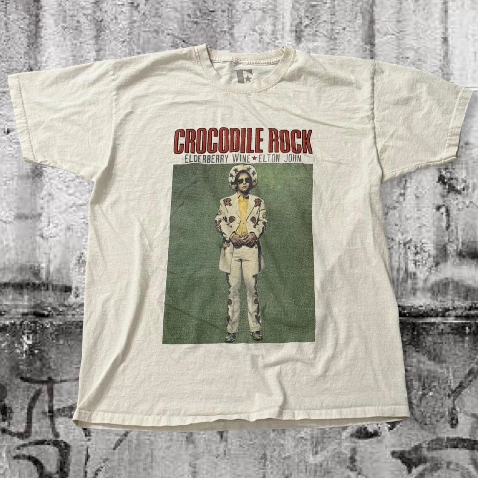 Elton John Crocodile Rock / Elderberry Wine Graphic T-Shirt – XL