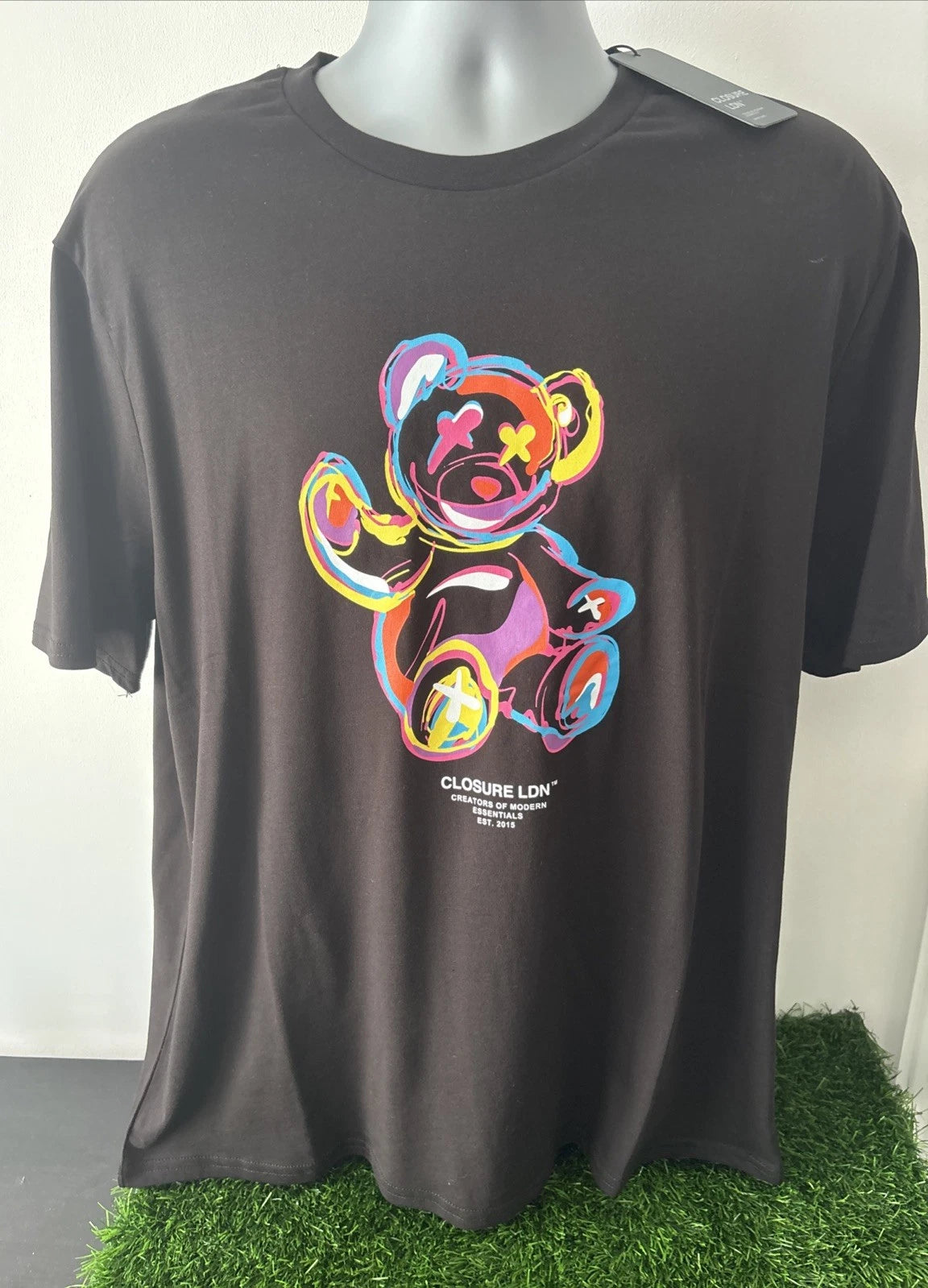 Closure LDN Men’s Pop Art Teddy T-Shirt Size XL Brand New 100% Cotton Black