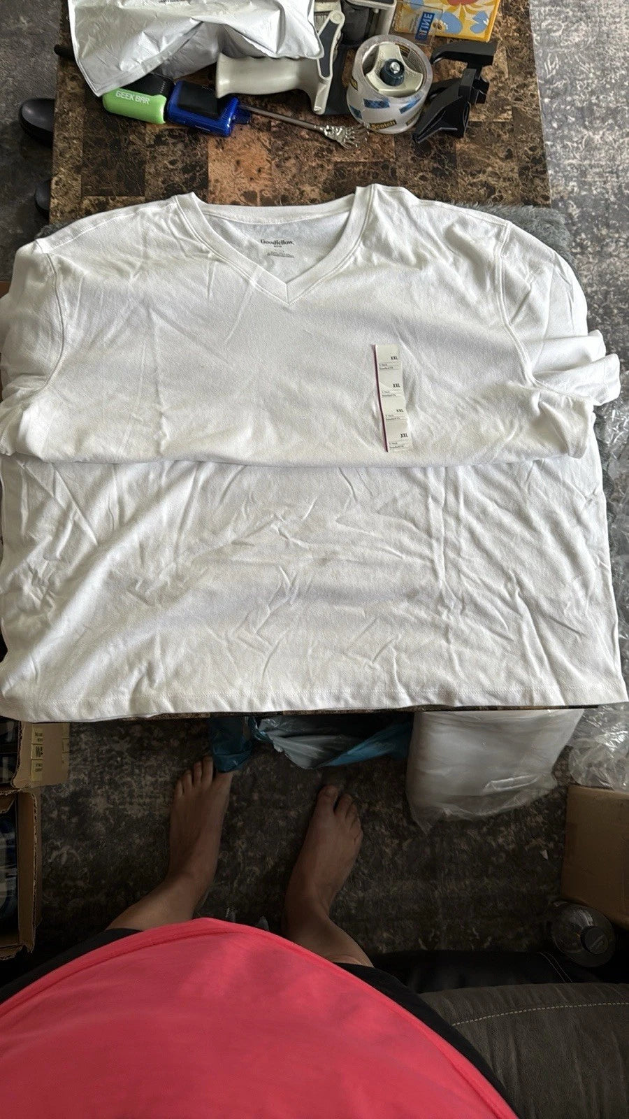 Goodfellow & Co Men’s White  V Neck T-Shirt XXL